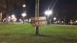 moins de goudron - plus de plumes !